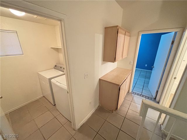 1337 Silver Sierra Street, Las Vegas, NV 89128