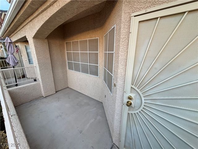 1337 Silver Sierra Street, Las Vegas, NV 89128