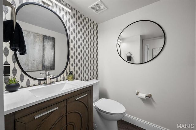 809 Crescent Ridge Drive, Valley Park, MO 63088