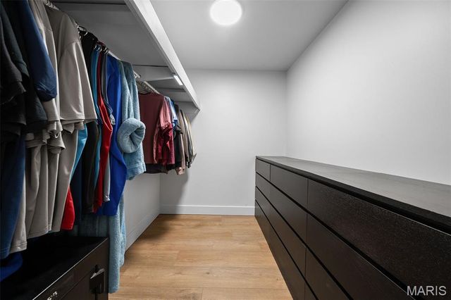 809 Crescent Ridge Drive, Valley Park, MO 63088