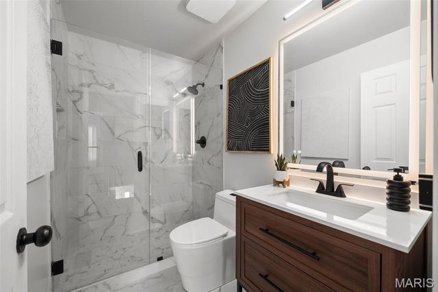 809 Crescent Ridge Drive, Valley Park, MO 63088