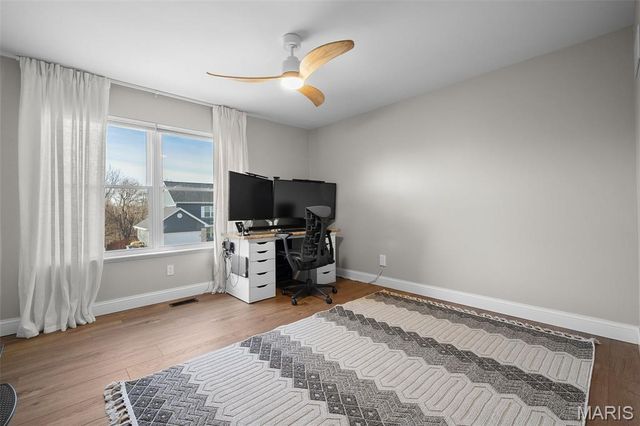 809 Crescent Ridge Drive, Valley Park, MO 63088