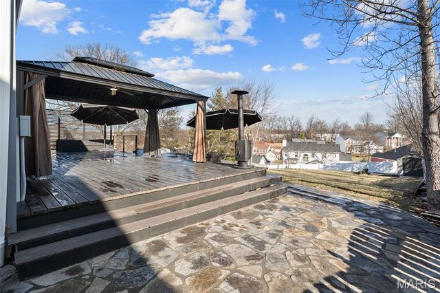 809 Crescent Ridge Drive, Valley Park, MO 63088