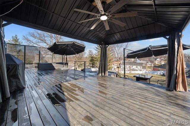 809 Crescent Ridge Drive, Valley Park, MO 63088