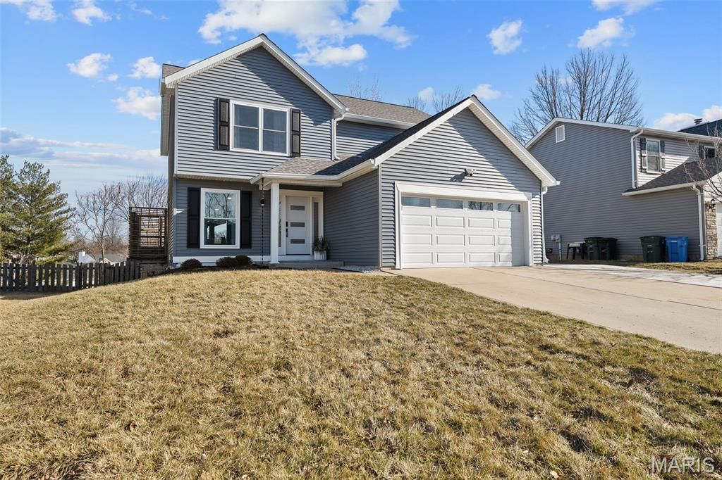809 Crescent Ridge Drive, Valley Park, MO 63088