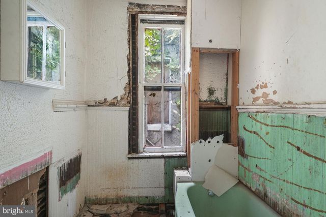 1822 MONROE STREET N, Baltimore, MD 21216