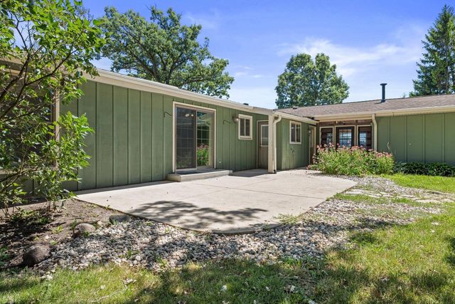 5330 Crystal LANE, Sturtevant, WI 53177
