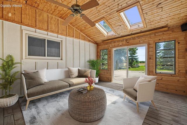 5330 Crystal LANE, Sturtevant, WI 53177