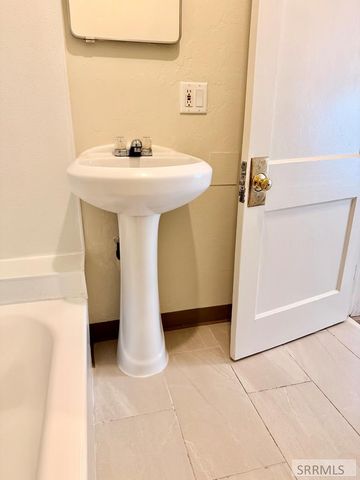 455 W 195 N, Blackfoot, ID 83221