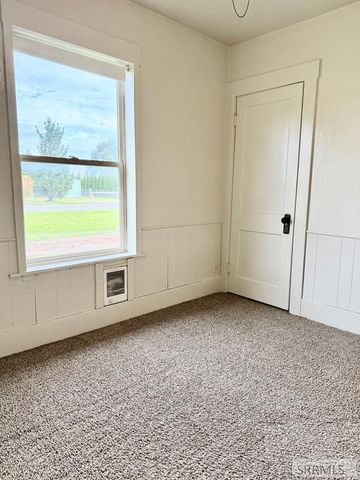 455 W 195 N, Blackfoot, ID 83221