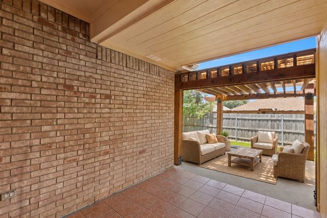 9224 Nathan Drive, White Settlement, TX 76108