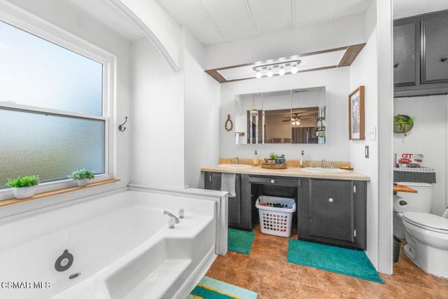 15750 Arroyo Drive 237, Moorpark, CA 93021