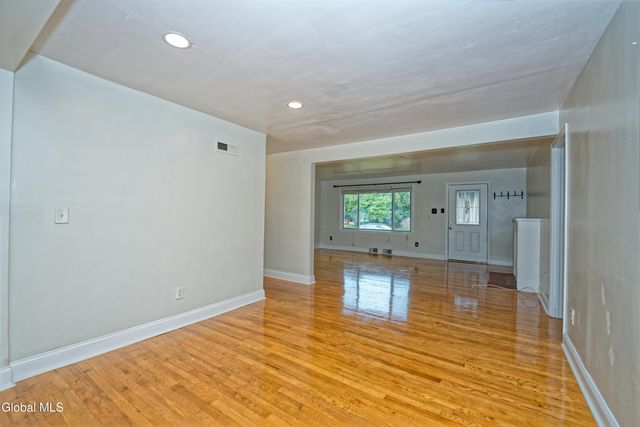 1250 Sumner Avenue, Schenectady, NY 12309