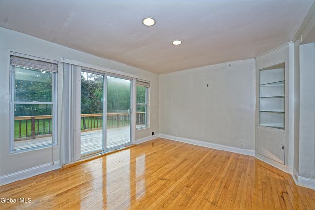 1250 Sumner Avenue, Schenectady, NY 12309