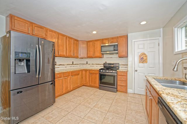 1250 Sumner Avenue, Schenectady, NY 12309