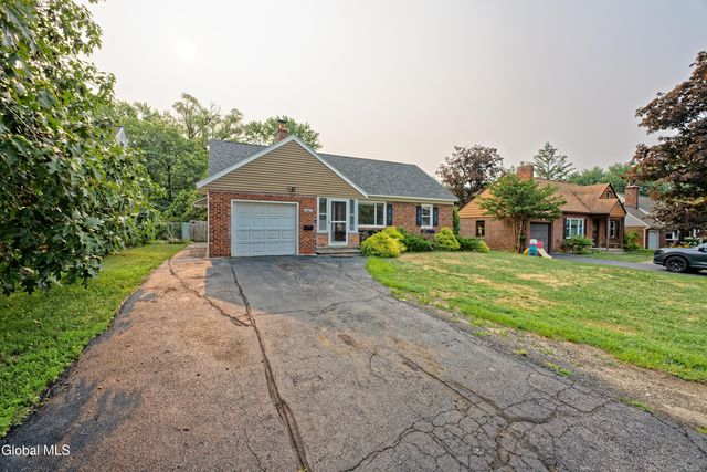 1250 Sumner Avenue, Schenectady, NY 12309