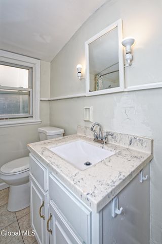 1250 Sumner Avenue, Schenectady, NY 12309