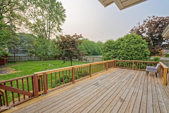 1250 Sumner Avenue, Schenectady, NY 12309