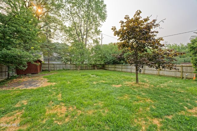 1250 Sumner Avenue, Schenectady, NY 12309