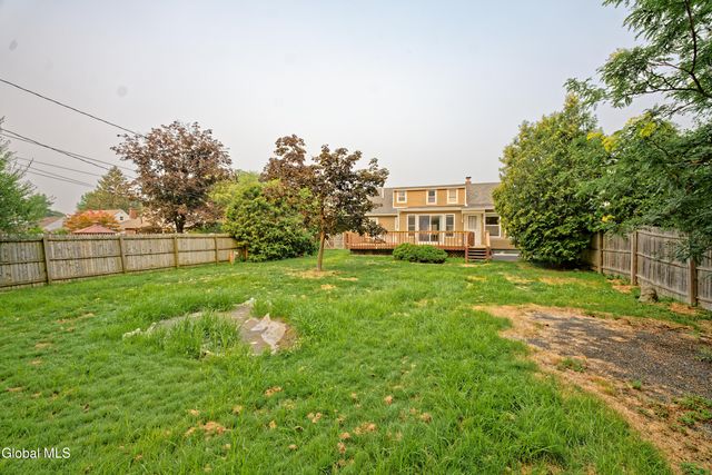 1250 Sumner Avenue, Schenectady, NY 12309