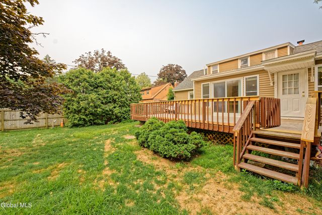 1250 Sumner Avenue, Schenectady, NY 12309