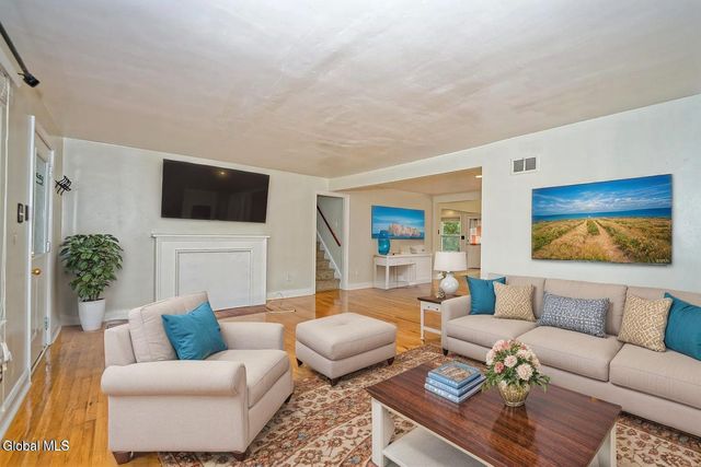 1250 Sumner Avenue, Schenectady, NY 12309