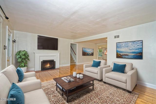 1250 Sumner Avenue, Schenectady, NY 12309