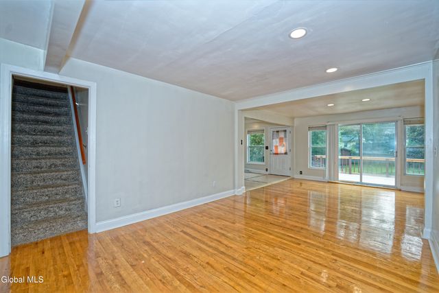 1250 Sumner Avenue, Schenectady, NY 12309