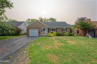 1250 Sumner Avenue, Schenectady, NY 12309