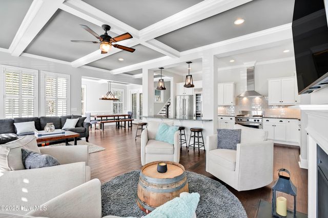 1224 Croaker Lane, Carolina Beach, NC 28428