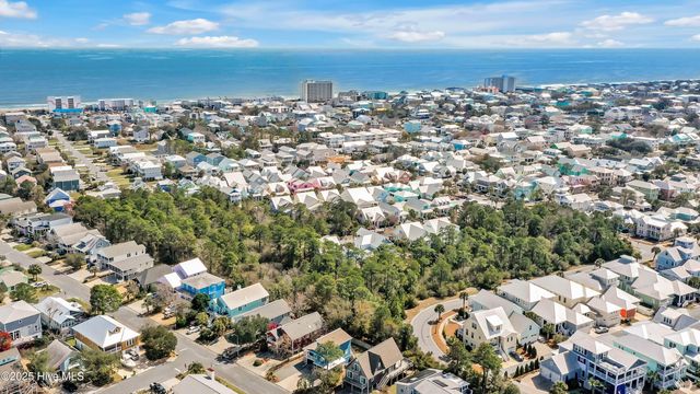 1224 Croaker Lane, Carolina Beach, NC 28428