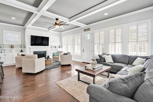 1224 Croaker Lane, Carolina Beach, NC 28428