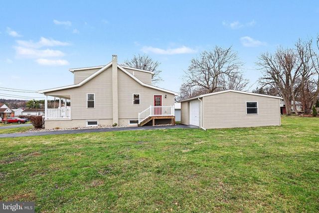 105 HUTTON RD, New Cumberland, PA 17070