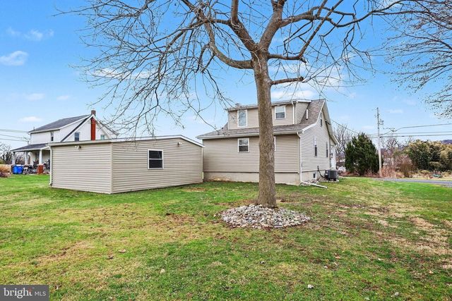 105 HUTTON RD, New Cumberland, PA 17070