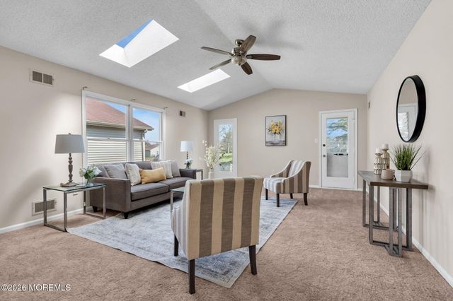 2137 Agincourt Road, Toms River, NJ 08755