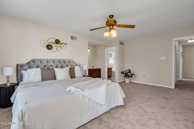 2137 Agincourt Road, Toms River, NJ 08755