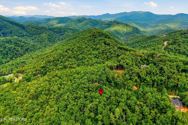 71 Redtail Rd, Sevierville, TN 37862
