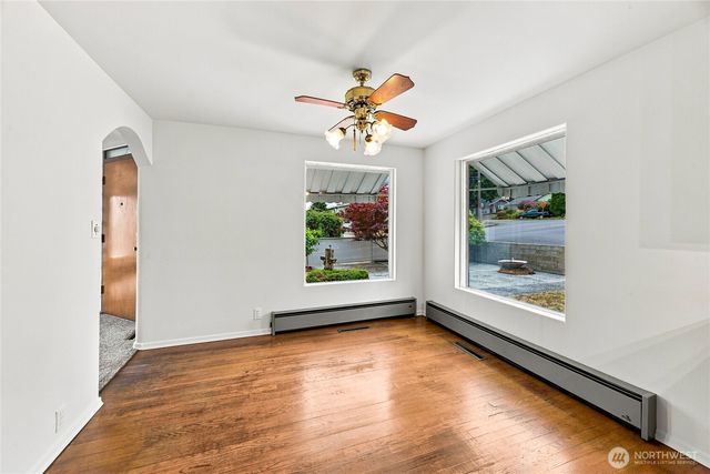 15852 7th Avenue SW, Seattle, WA 98166