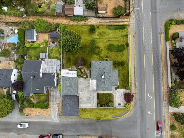 15852 7th Avenue SW, Seattle, WA 98166