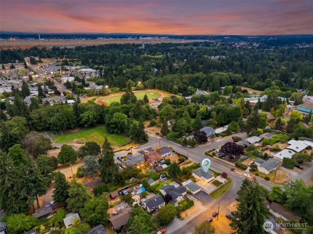 15852 7th Avenue SW, Seattle, WA 98166