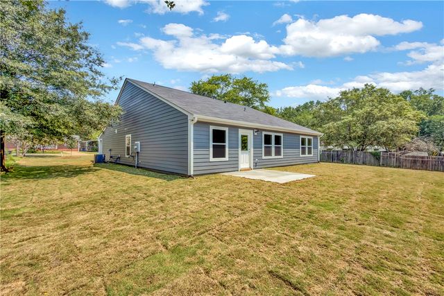 442 S Elm Street, Pendleton, SC 29670
