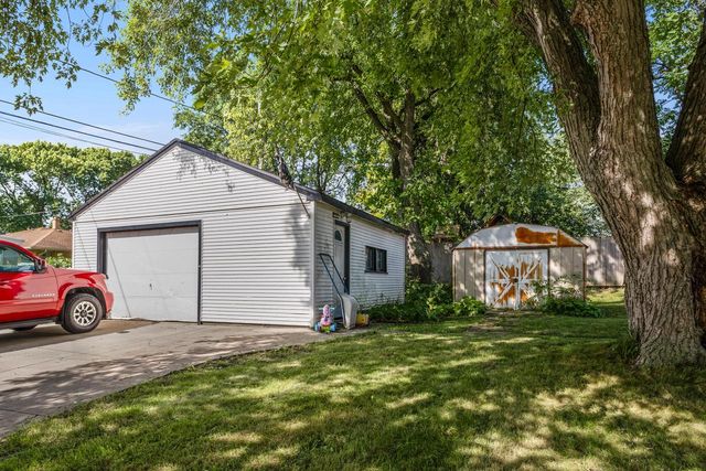 8505 W Arthur AVENUE, West Allis, WI 53227
