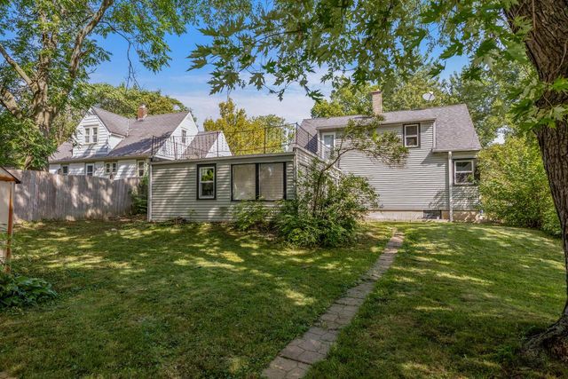 8505 W Arthur AVENUE, West Allis, WI 53227
