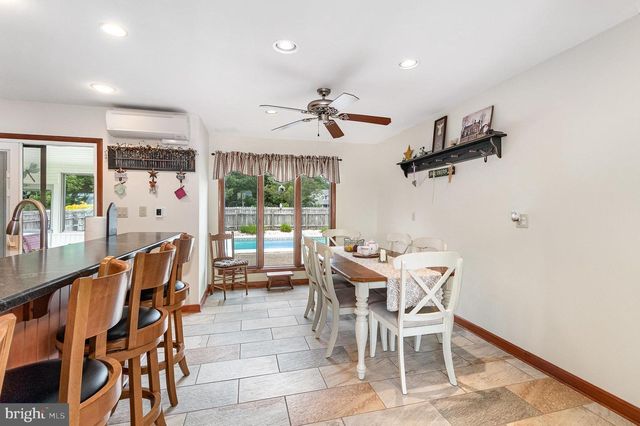 44 HILL TOP RD, Halifax, PA 17032