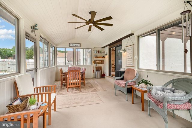 44 HILL TOP RD, Halifax, PA 17032