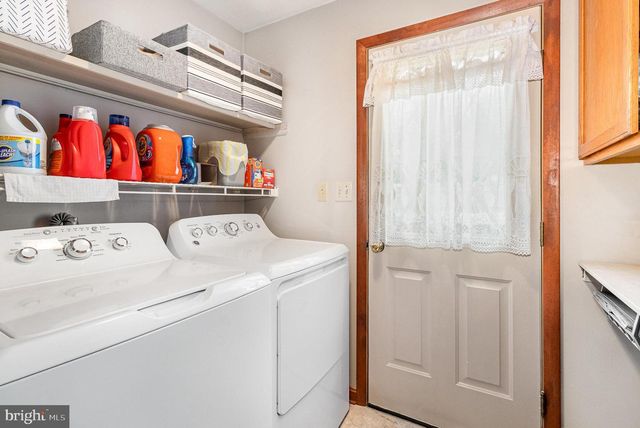 44 HILL TOP RD, Halifax, PA 17032