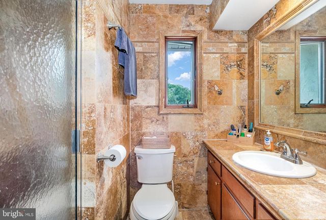 44 HILL TOP RD, Halifax, PA 17032