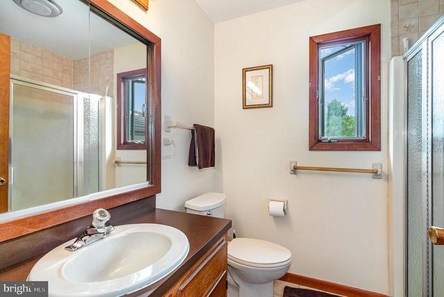 44 HILL TOP RD, Halifax, PA 17032