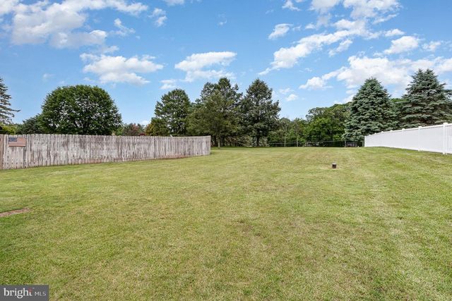 44 HILL TOP RD, Halifax, PA 17032