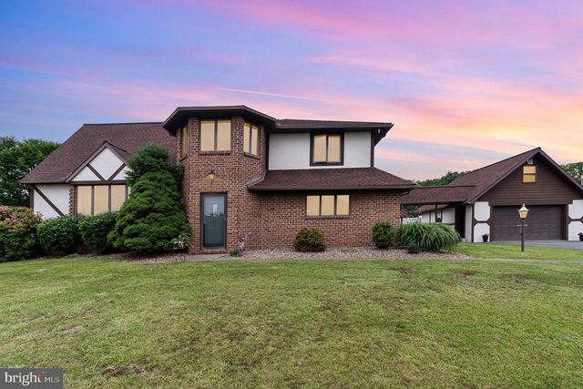 44 HILL TOP RD, Halifax, PA 17032